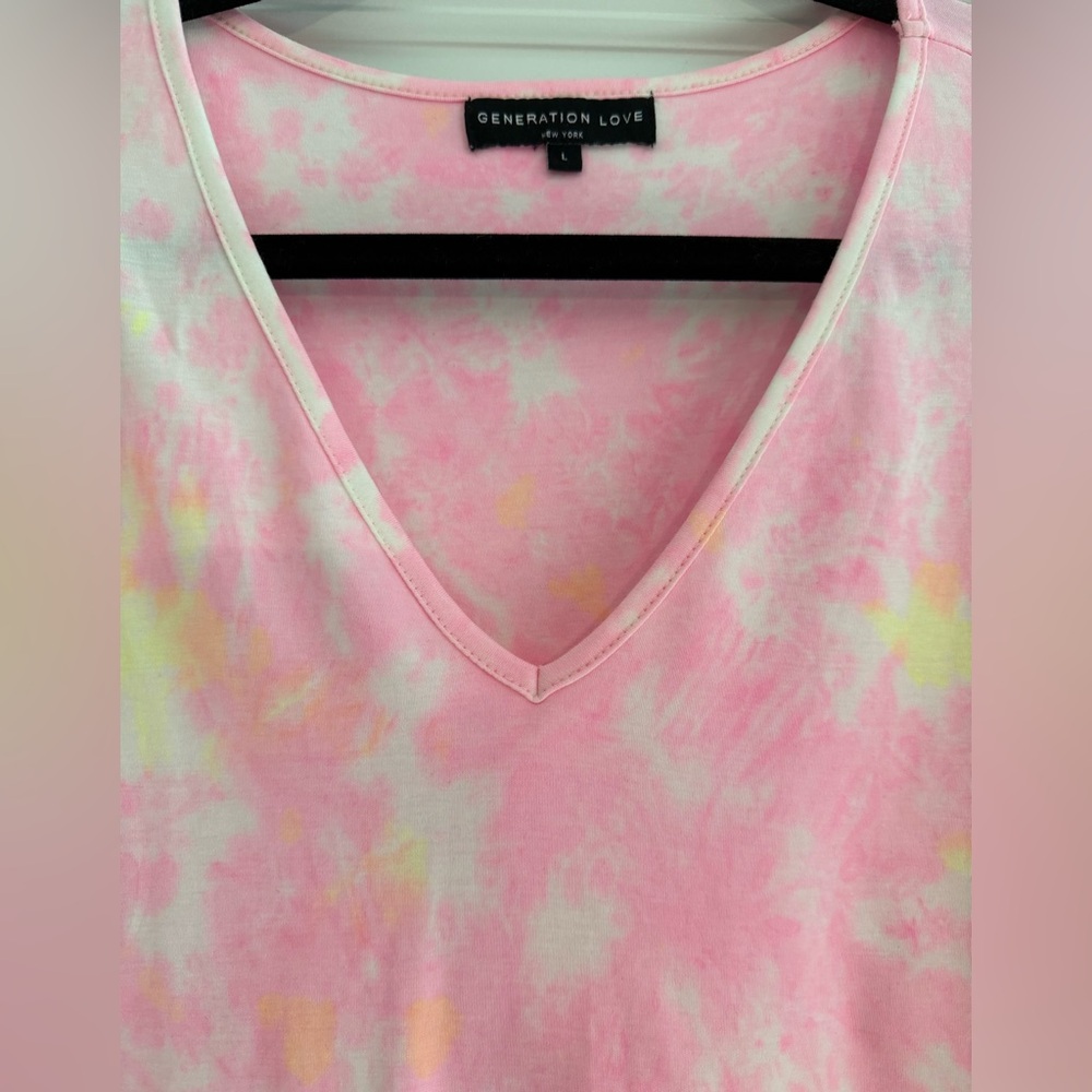 Generation Love Pink Tie-Dye Splotched T-Shirt – Size L